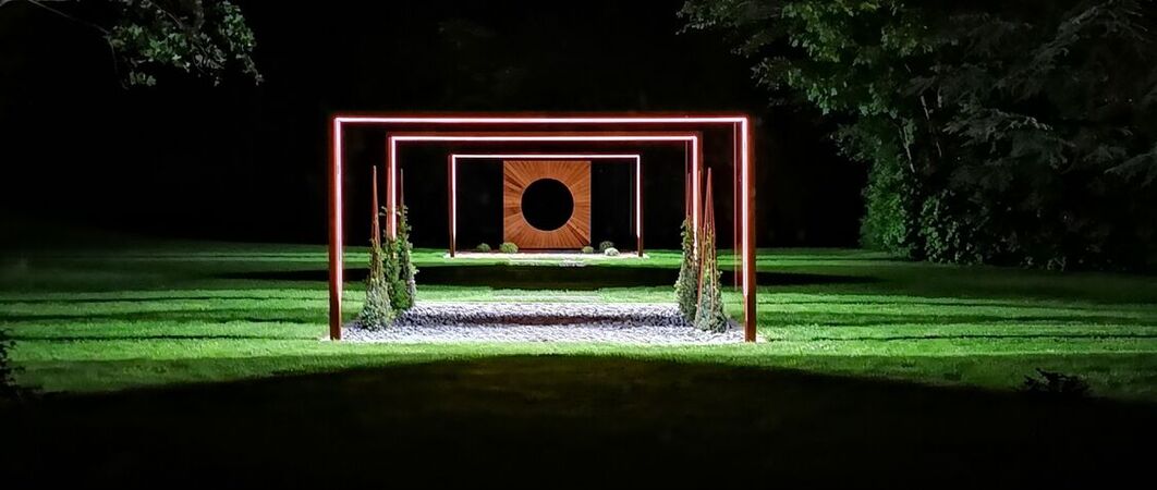 Mise%20en%20lumi%C3%A8re%20du%20jardin%20%281%29